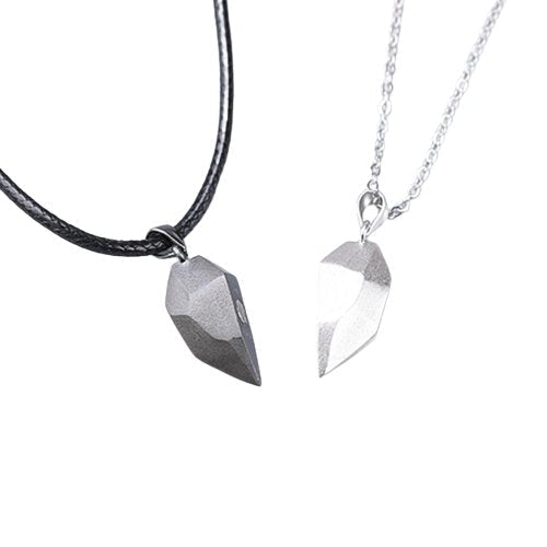 Colar magnético Ele & Ela em formato de coração